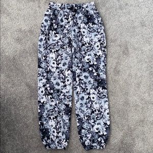 90 Degree by Reflex Cropped Jogging Workout Pants